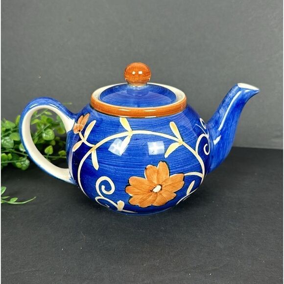 Herman Dodge & Son Ceramic Teapot Blue White Beige Floral Hand Painted - Picture 2 of 12